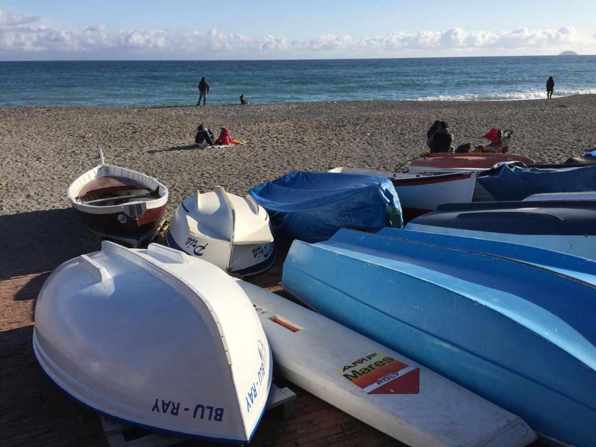 Cipriani 5 RivieraHoliday Pietra Ligure Esterno foto