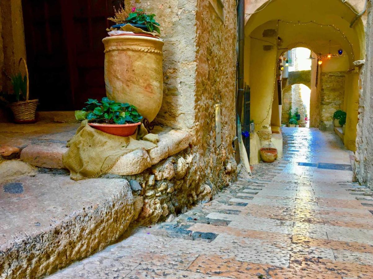 Cipriani 5 RivieraHoliday Pietra Ligure Esterno foto